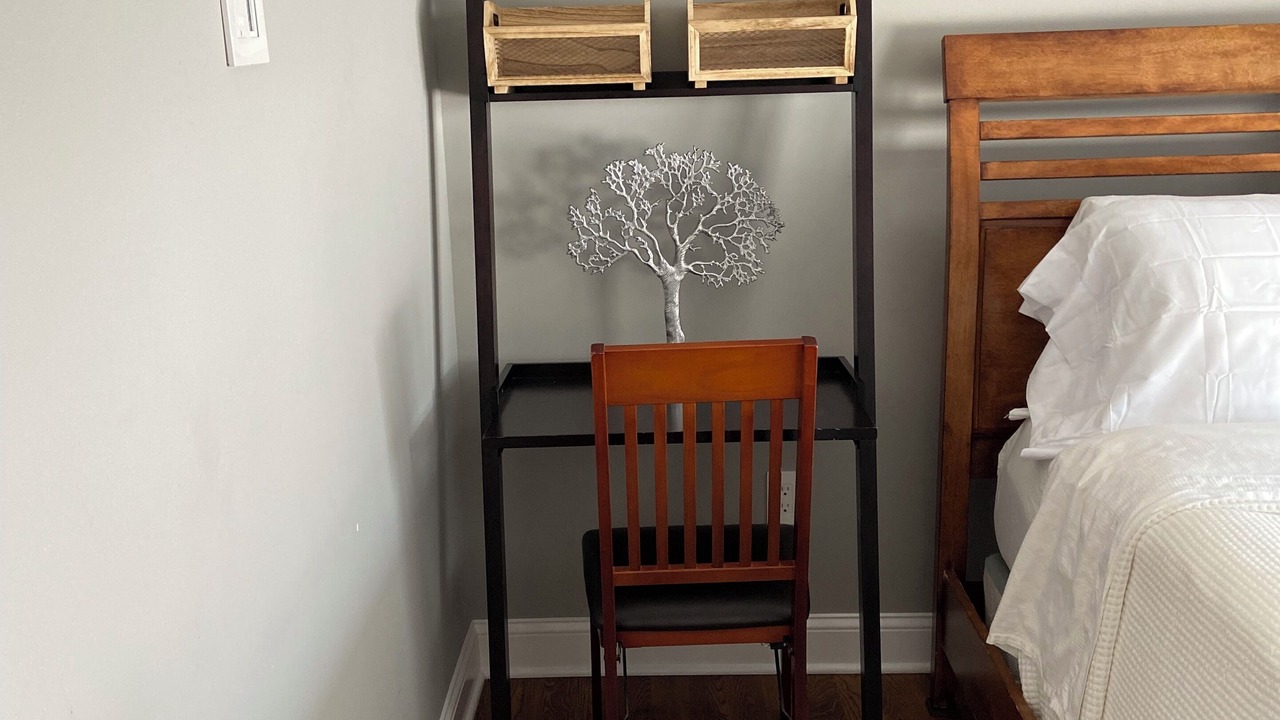 Photo of Bedroom in Elmwood Park