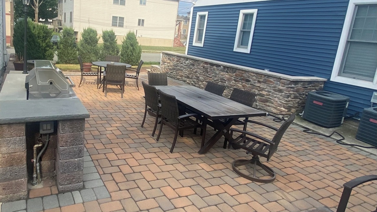 Photo of Outdoor in Elmwood Park