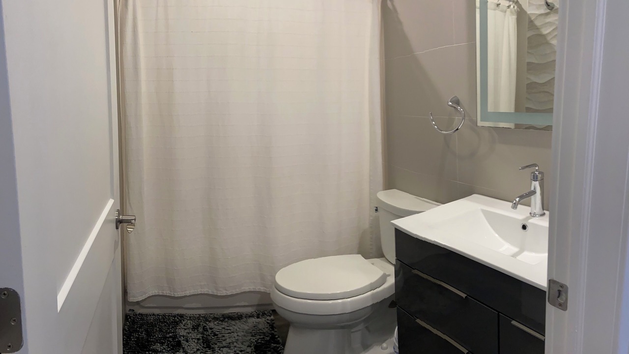 Photo of Bathroom in Elmwood Park