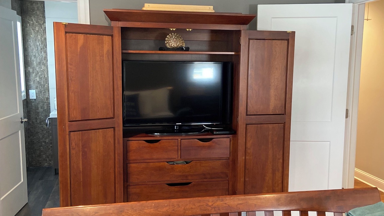Photo of Bedroom in Elmwood Park