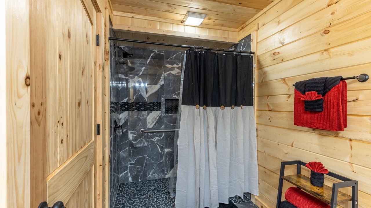 Photo of Bathroom in Logan