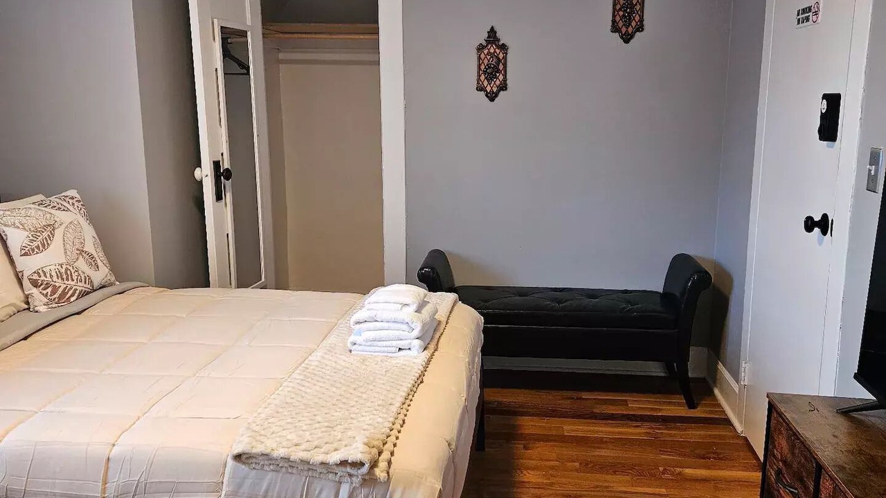 Photo of Bedroom in Hillside