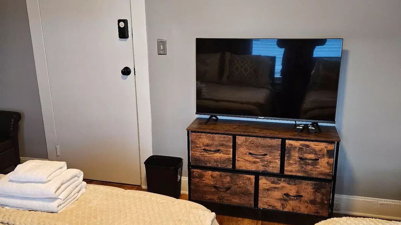 Photo of Bedroom in Hillside