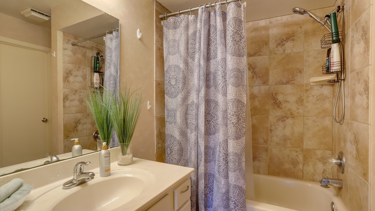 Photo of Bathroom in Reynolds Corners