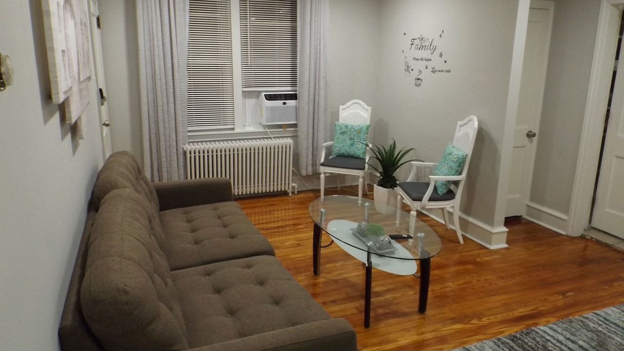Photo of Livingroom in Foxcroft Square