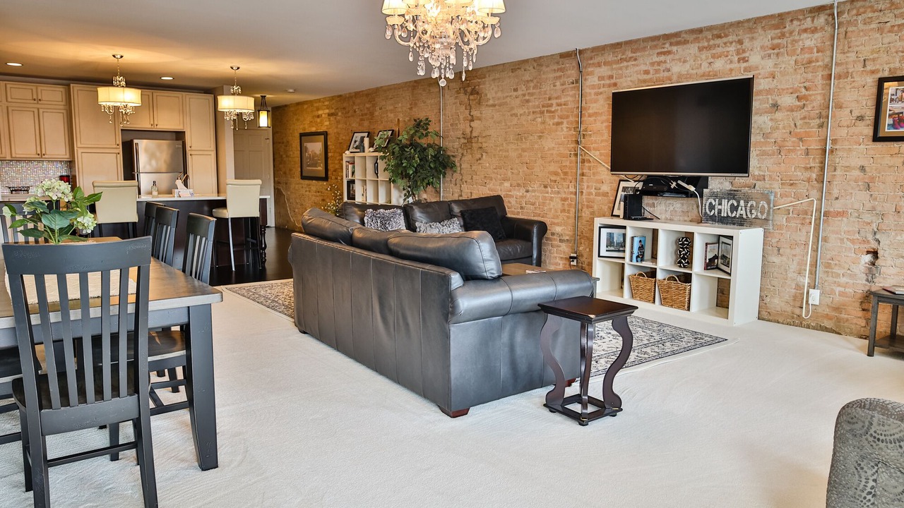 Photo of Livingroom in Defiance