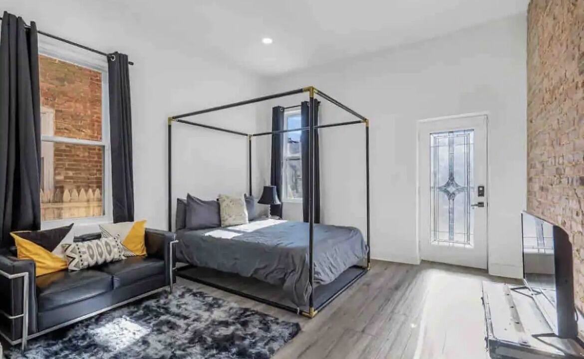 Photo of Bedroom in Downtown Baltimore
