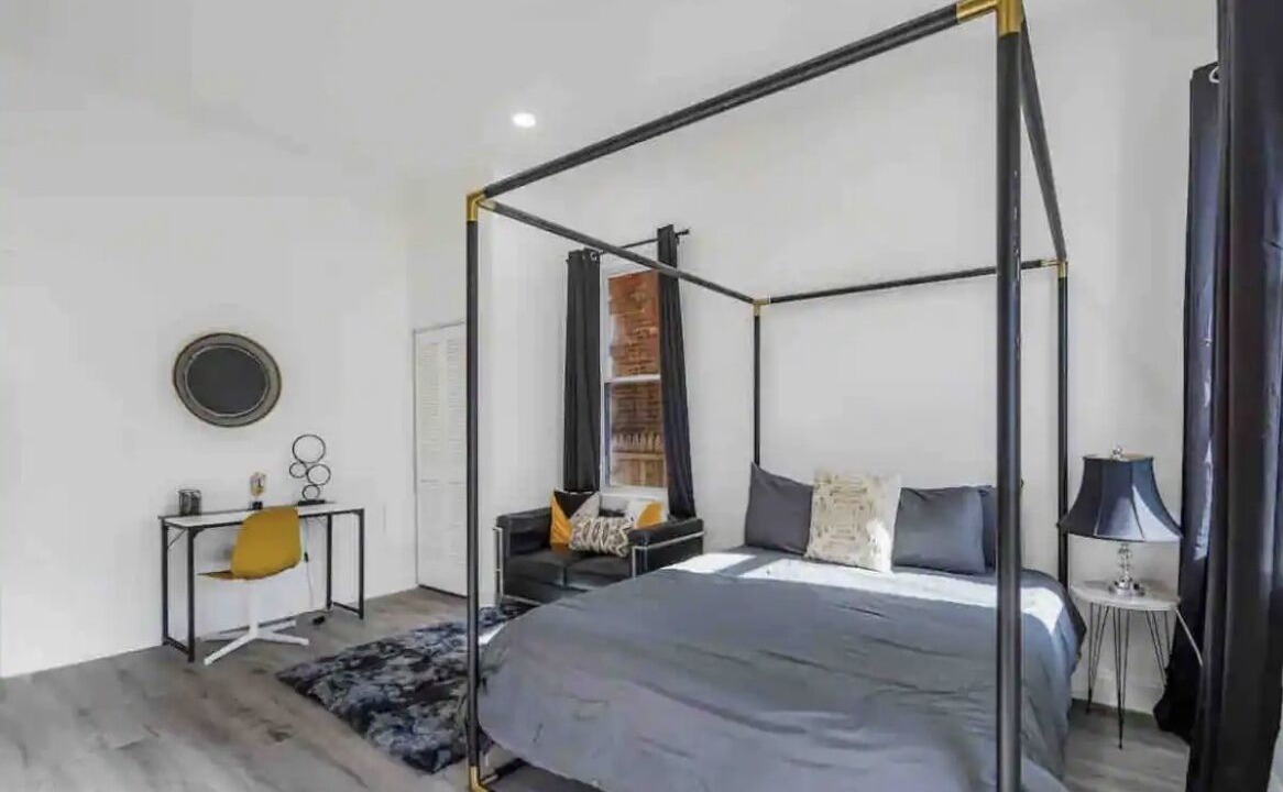 Photo of Bedroom in Downtown Baltimore