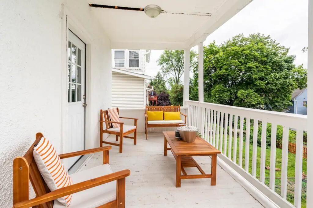 Photo of Patio Balcony in Newburgh