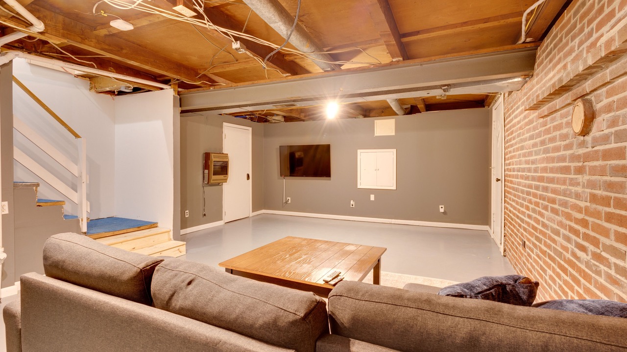 Photo of Livingroom in Park Forest Village