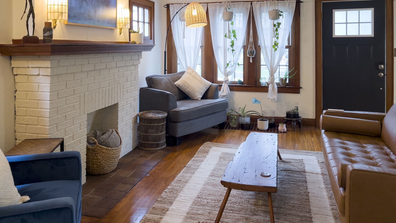 Photo of Livingroom in Clintonville