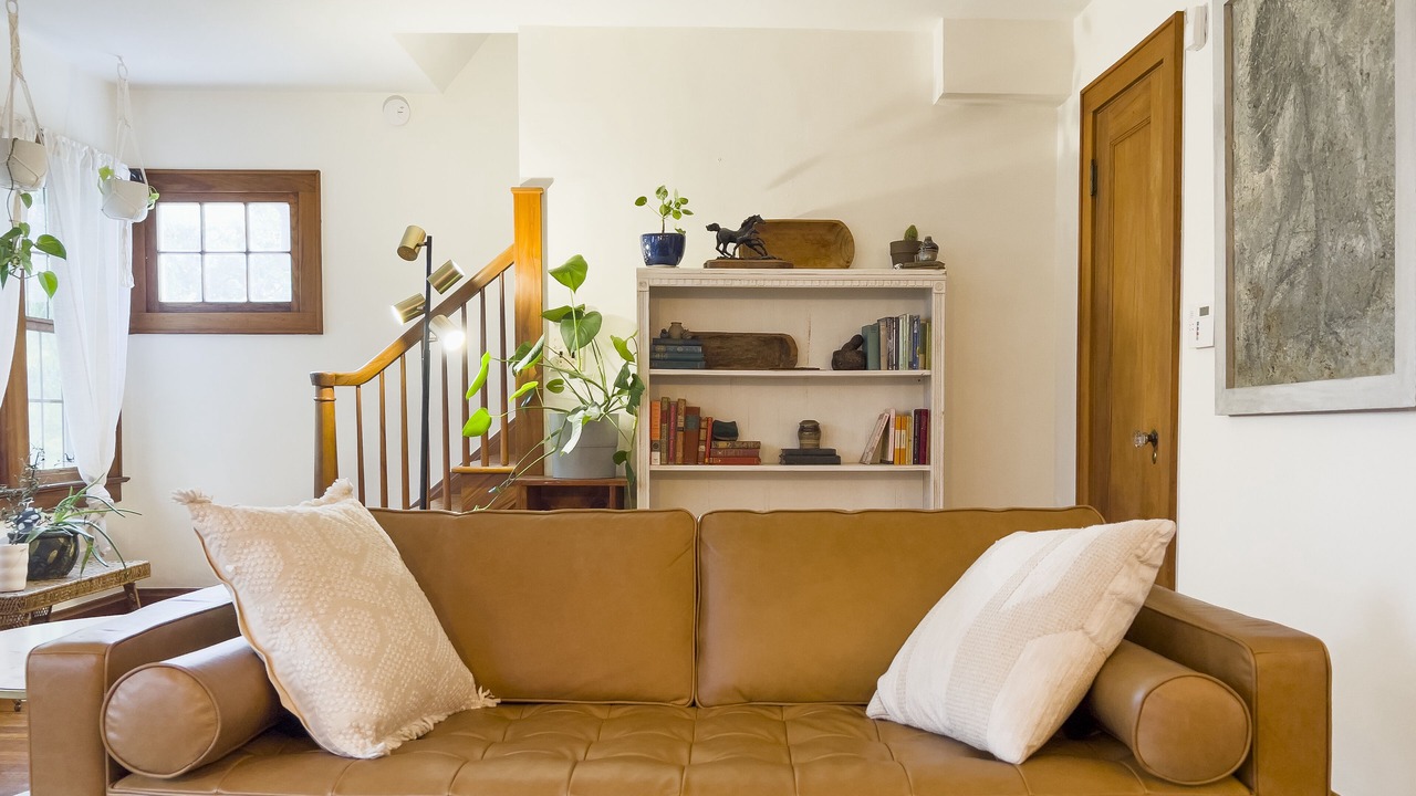 Photo of Livingroom in Clintonville