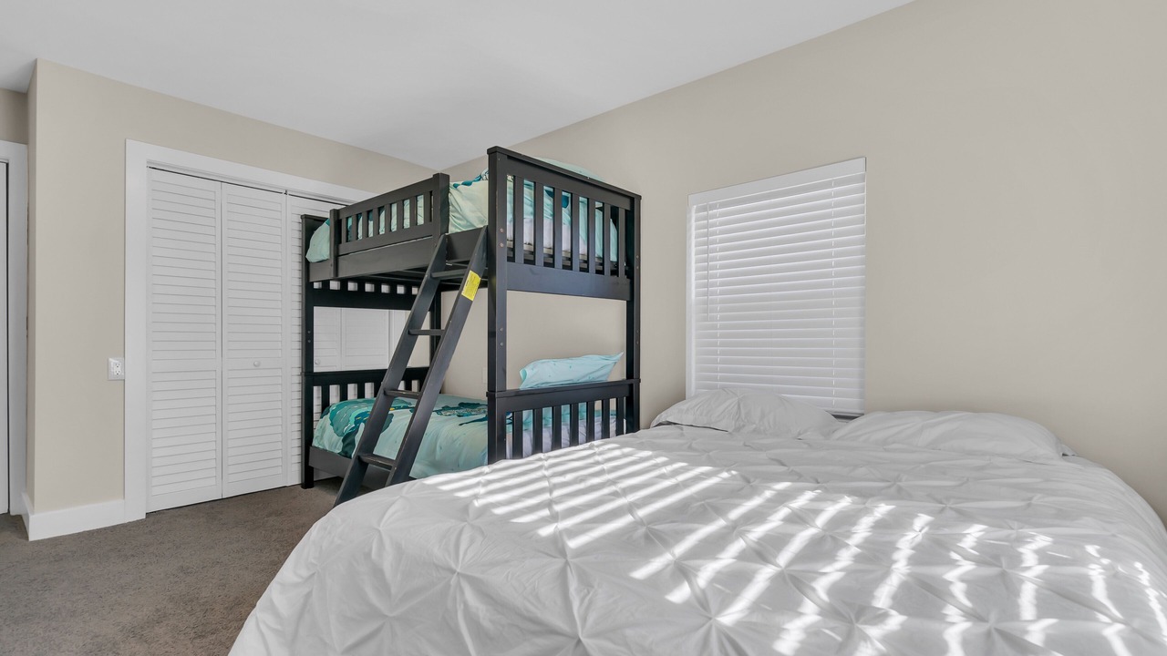 Photo of Bedroom in Seaside Heights