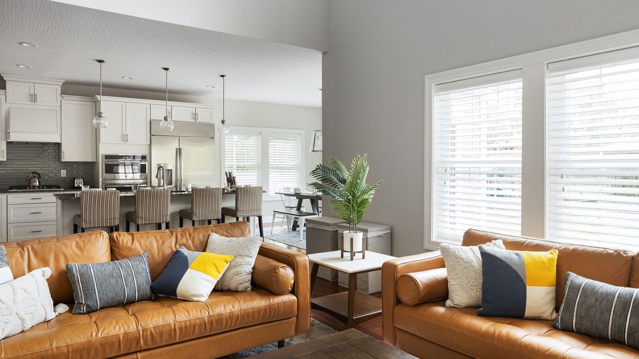 Photo of Livingroom in Northwest Columbus