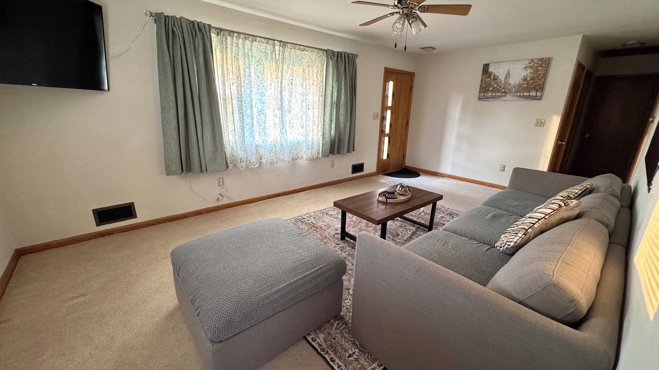 Photo of Livingroom in Bridgeport