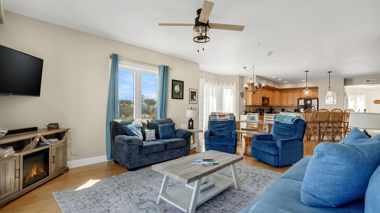 Photo of Livingroom in Deep Hole