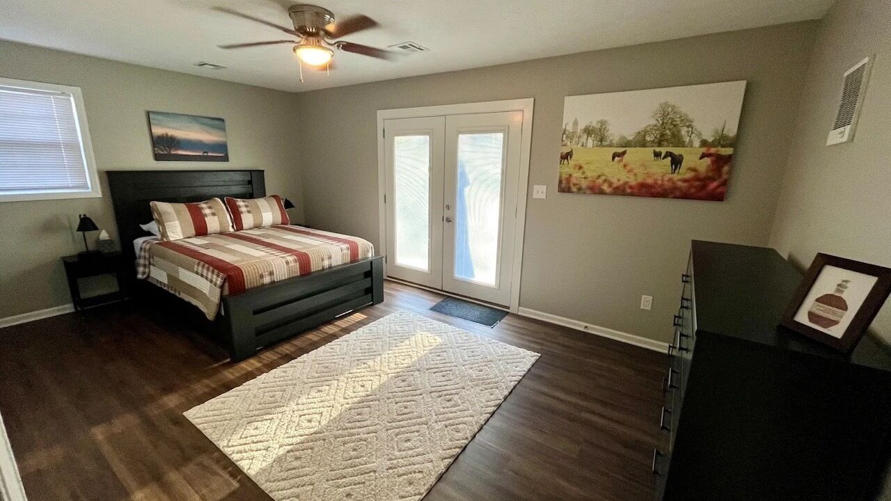 Photo of Bedroom in Lawrenceburg