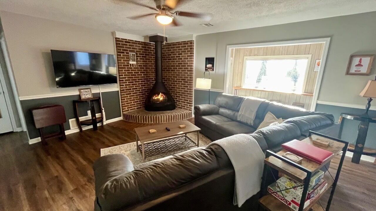 Photo of Livingroom in Lawrenceburg