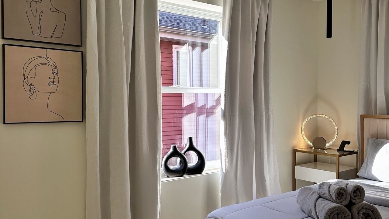 Photo of Bedroom in East Allegheny