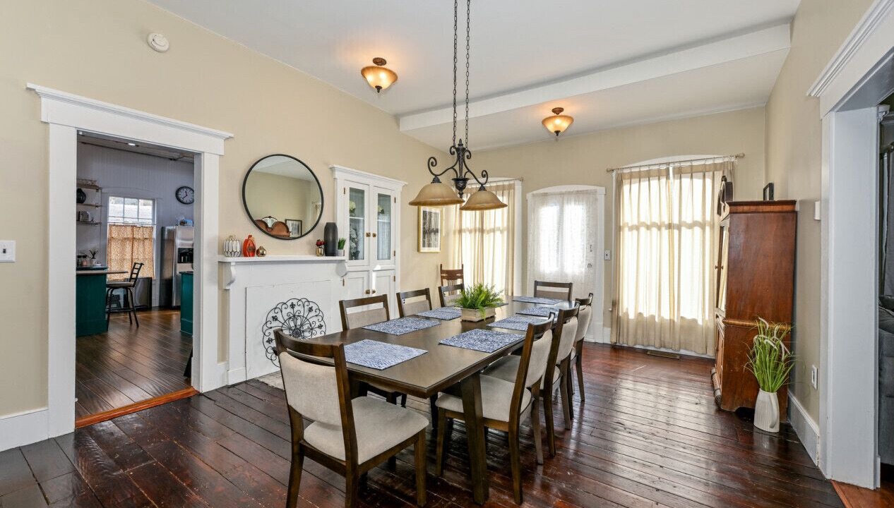 Photo of Bedroom in Niles