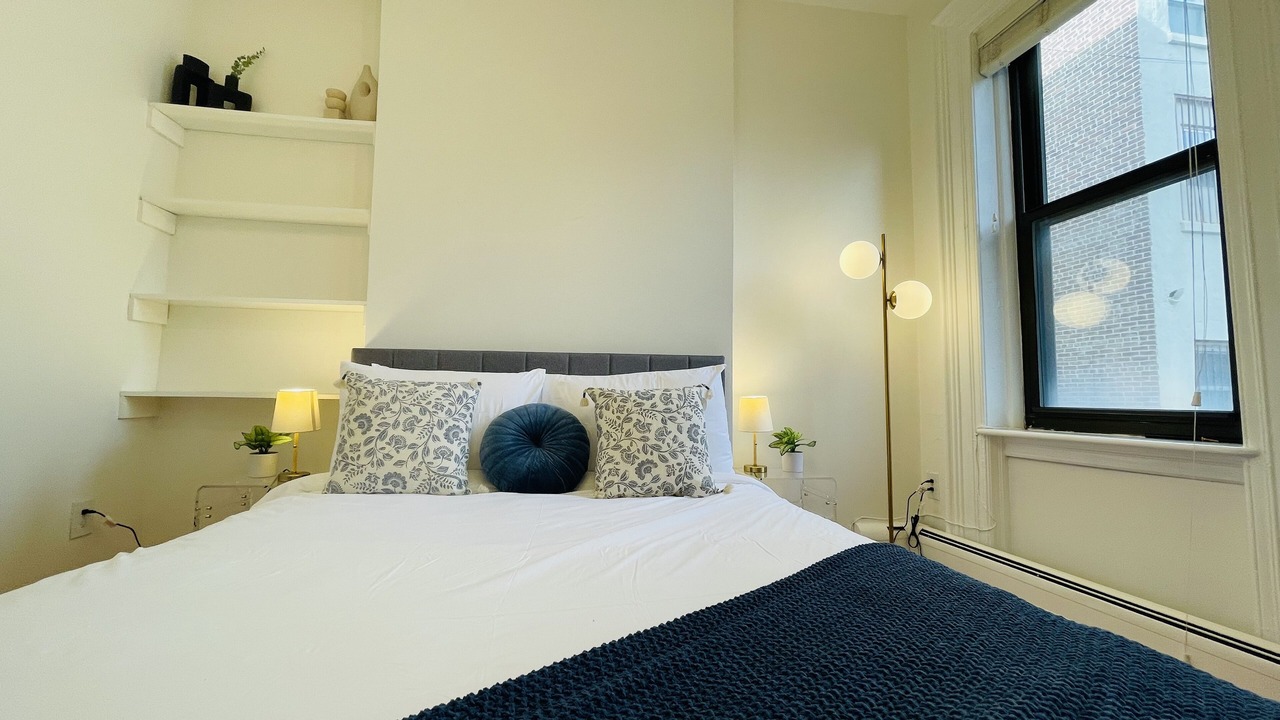 Photo of Bedroom in Downtown Jersey City