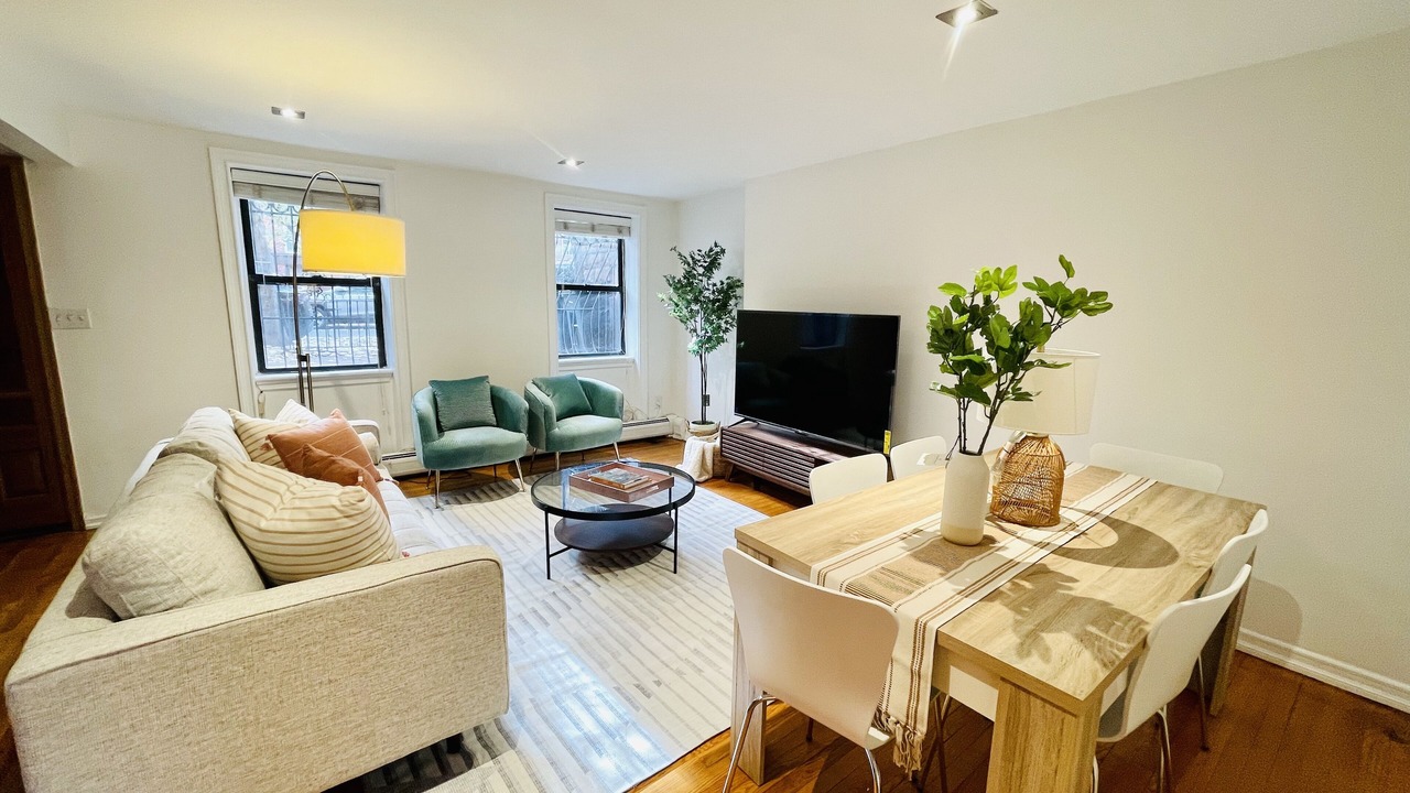 Photo of Livingroom in Downtown Jersey City