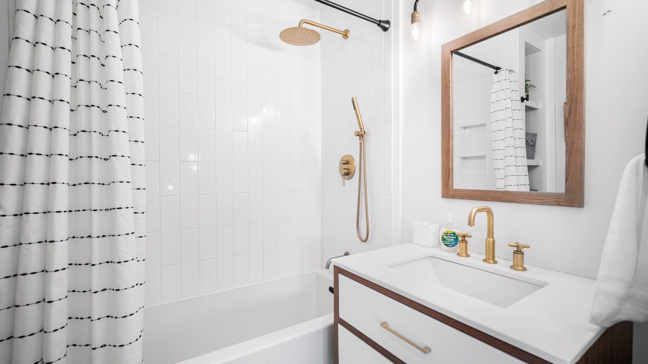 Photo of Bathroom in Margate City