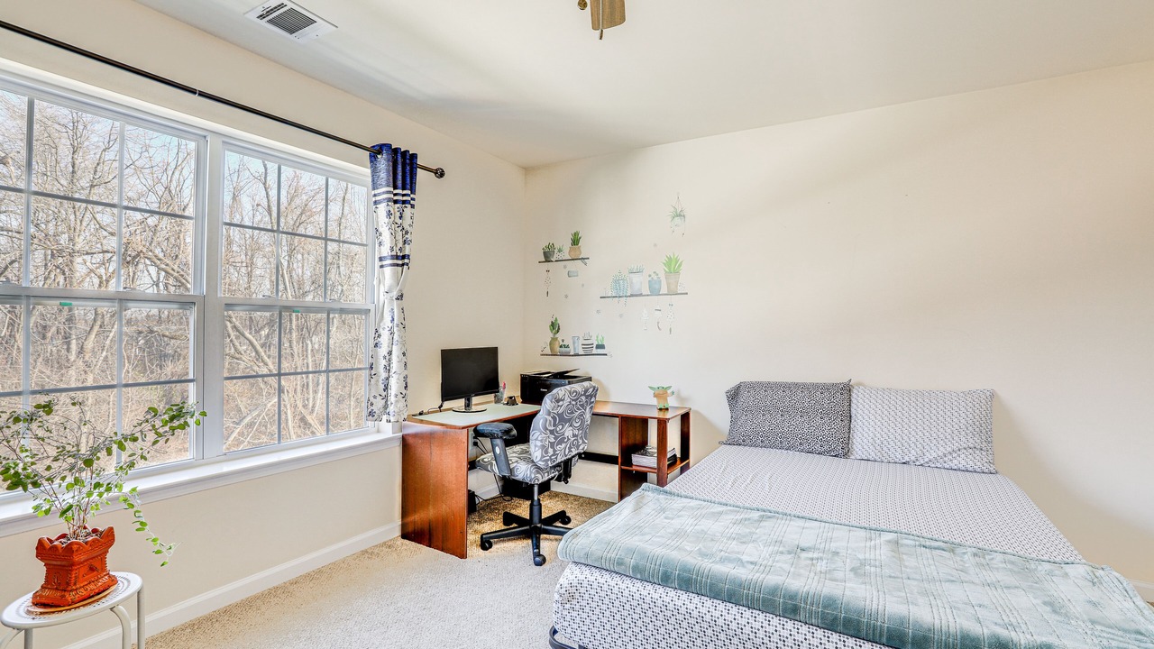 Photo of Bedroom in Ewing