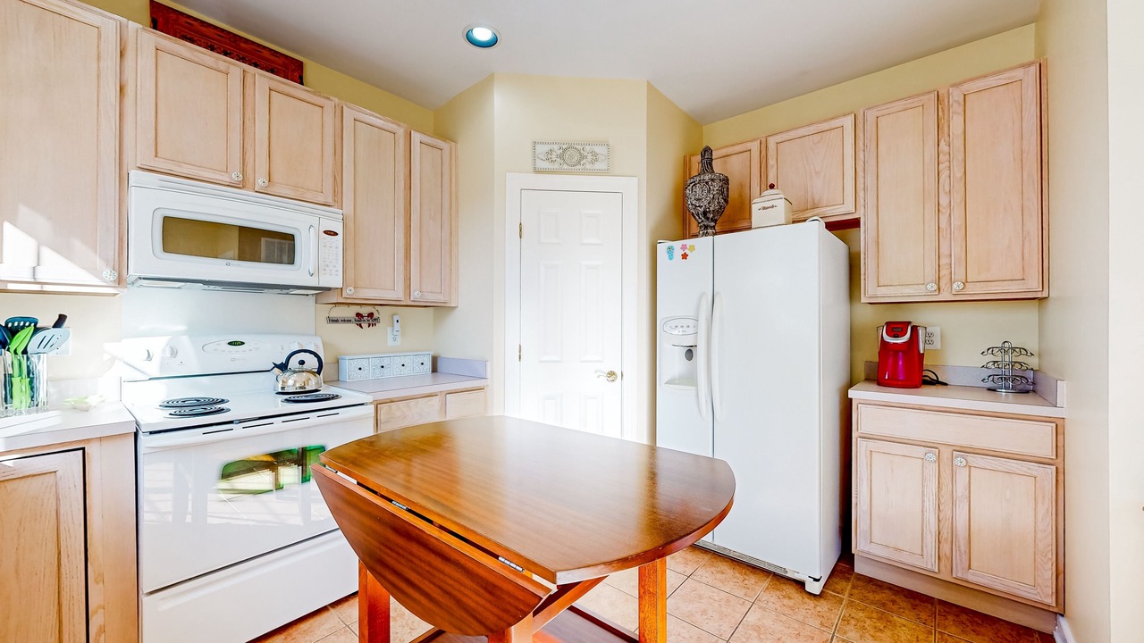 Photo of Kitchen in Villages of Five Points