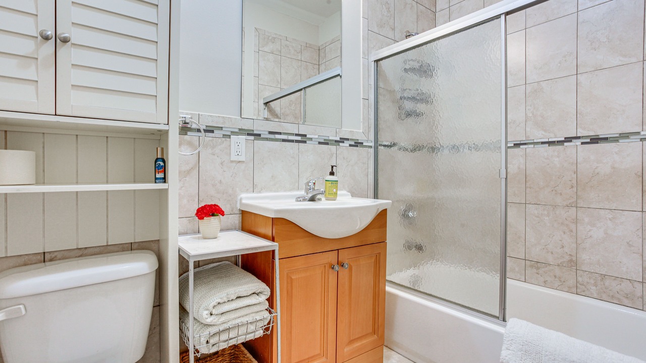 Photo of Bathroom in Constable Hook