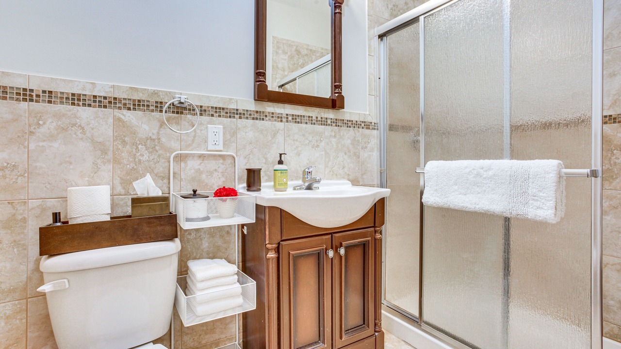 Photo of Bathroom in Constable Hook