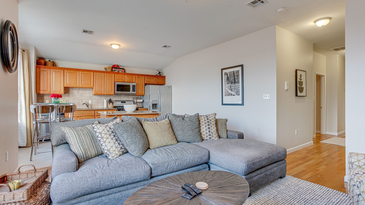 Photo of Livingroom in Constable Hook