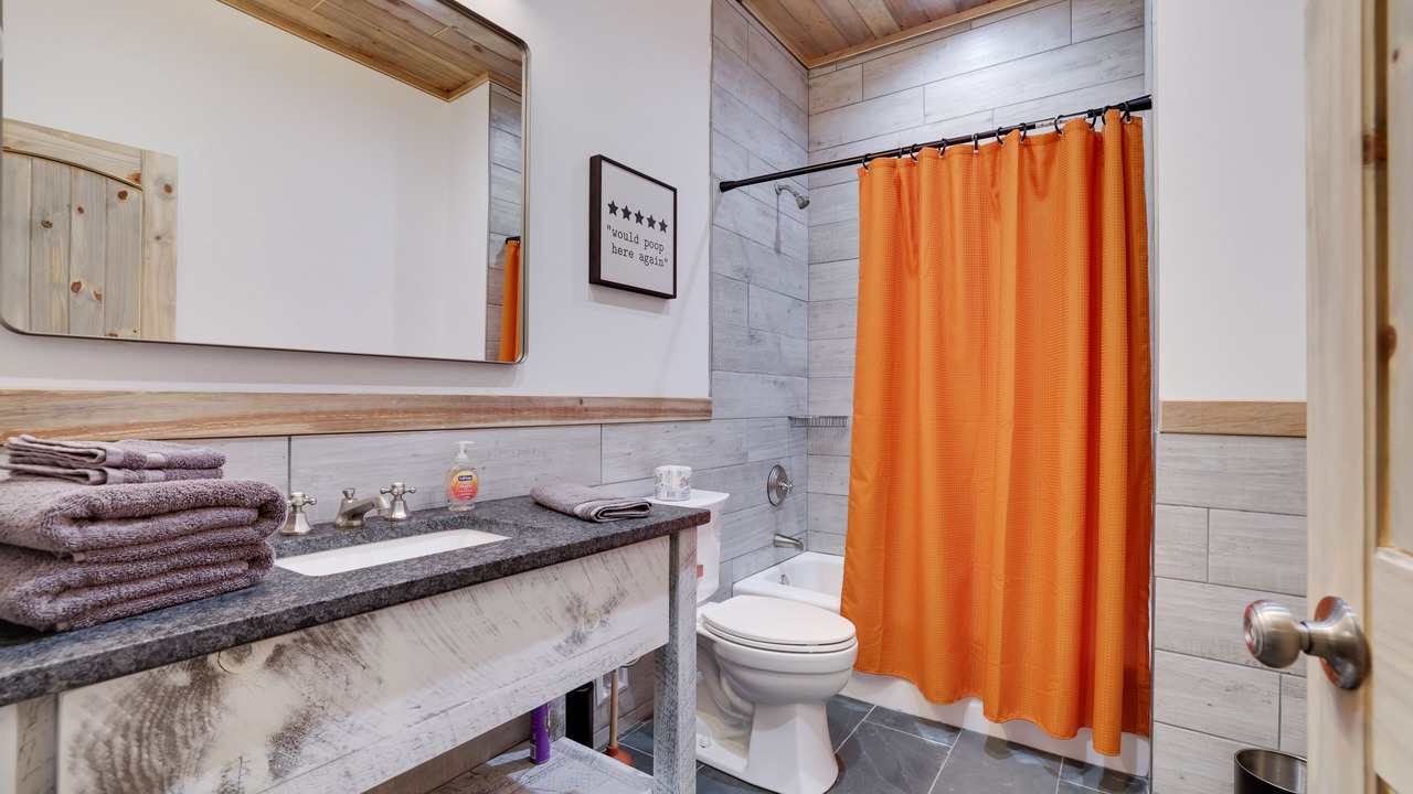 Photo of Bathroom in Tannersville
