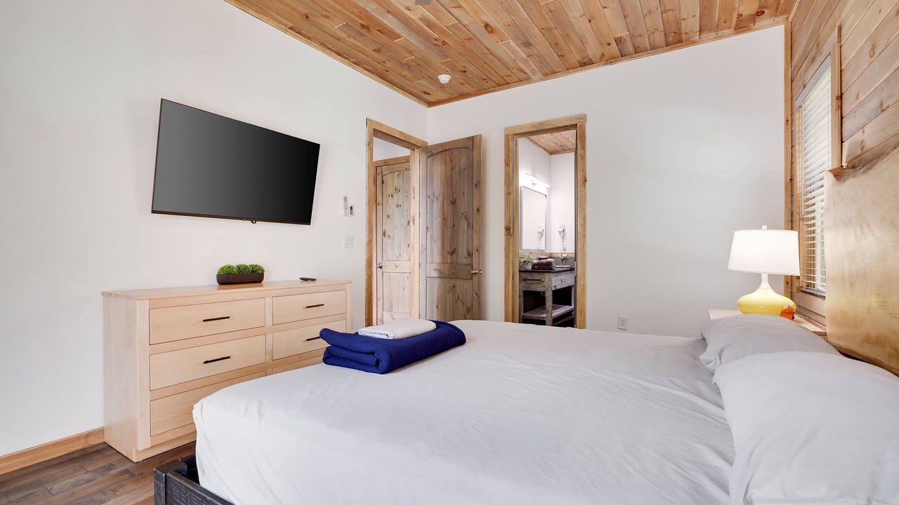 Photo of Bedroom in Tannersville