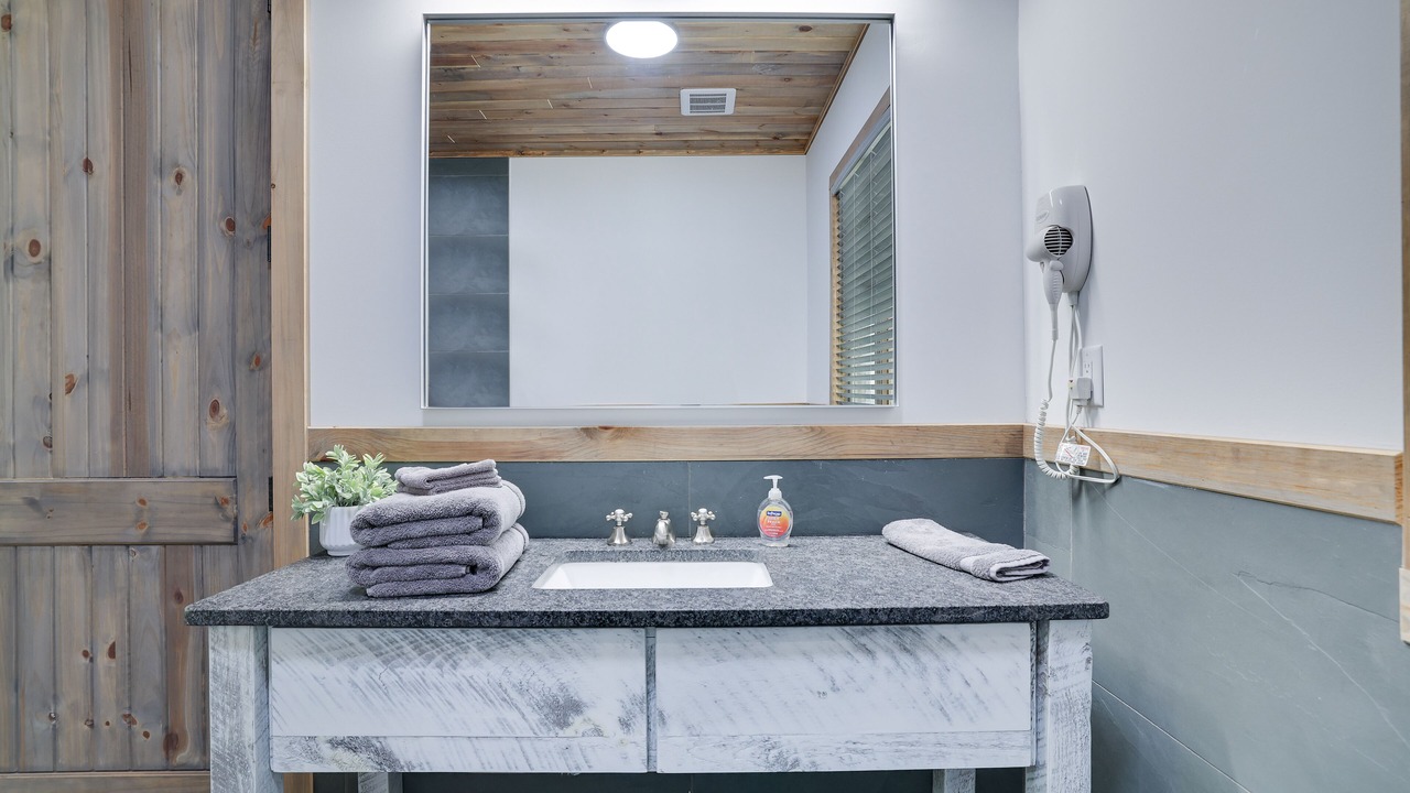 Photo of Bathroom in Tannersville