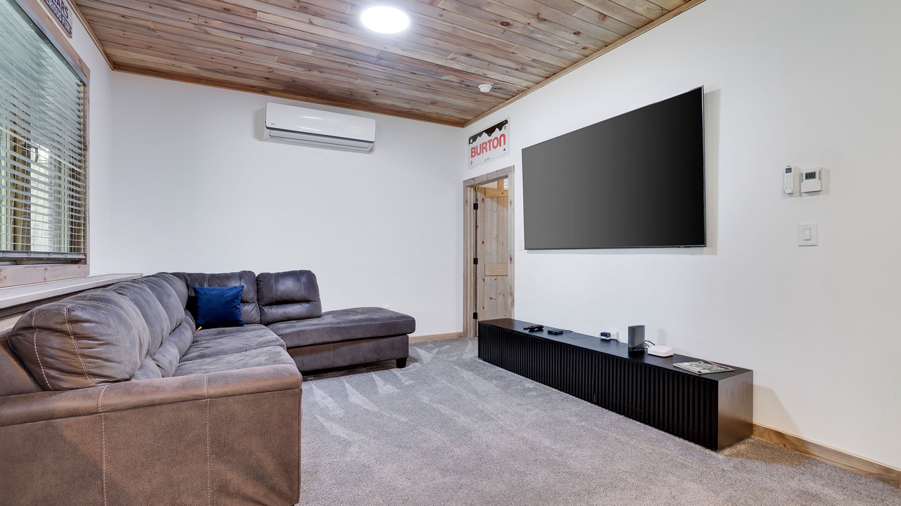 Photo of Livingroom in Tannersville