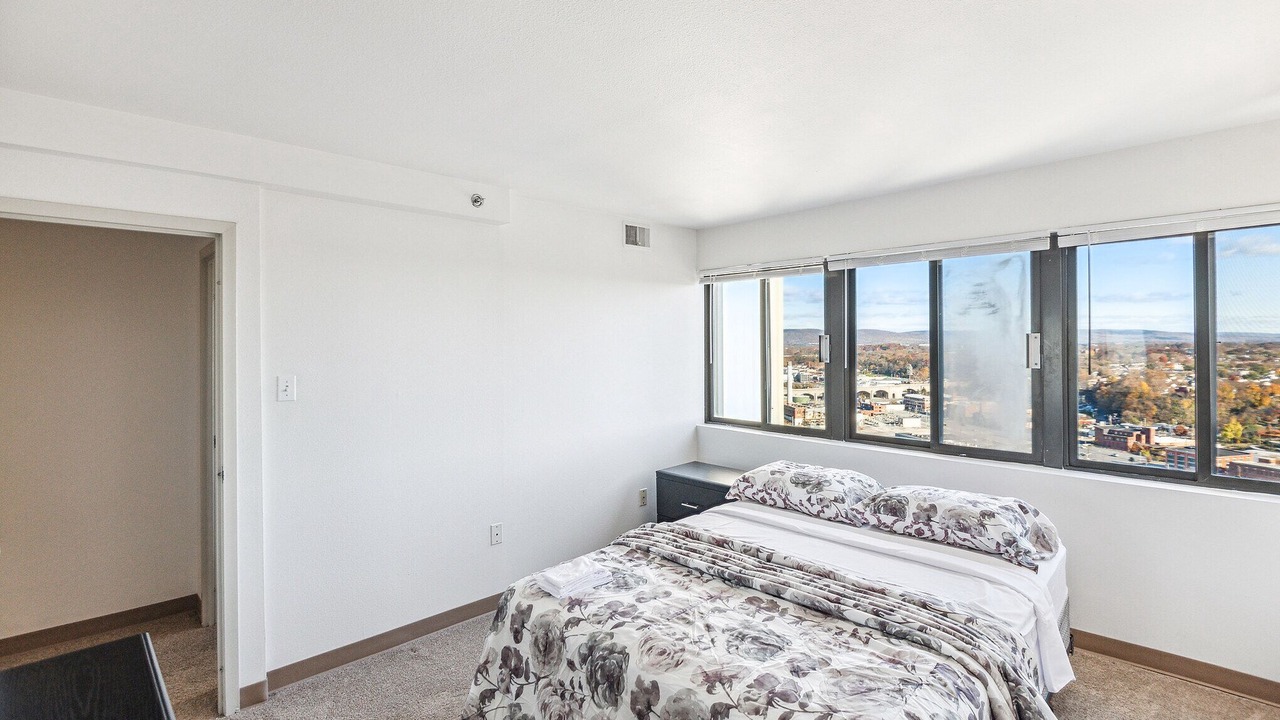 Photo of Bedroom in Downtown Harrisburg