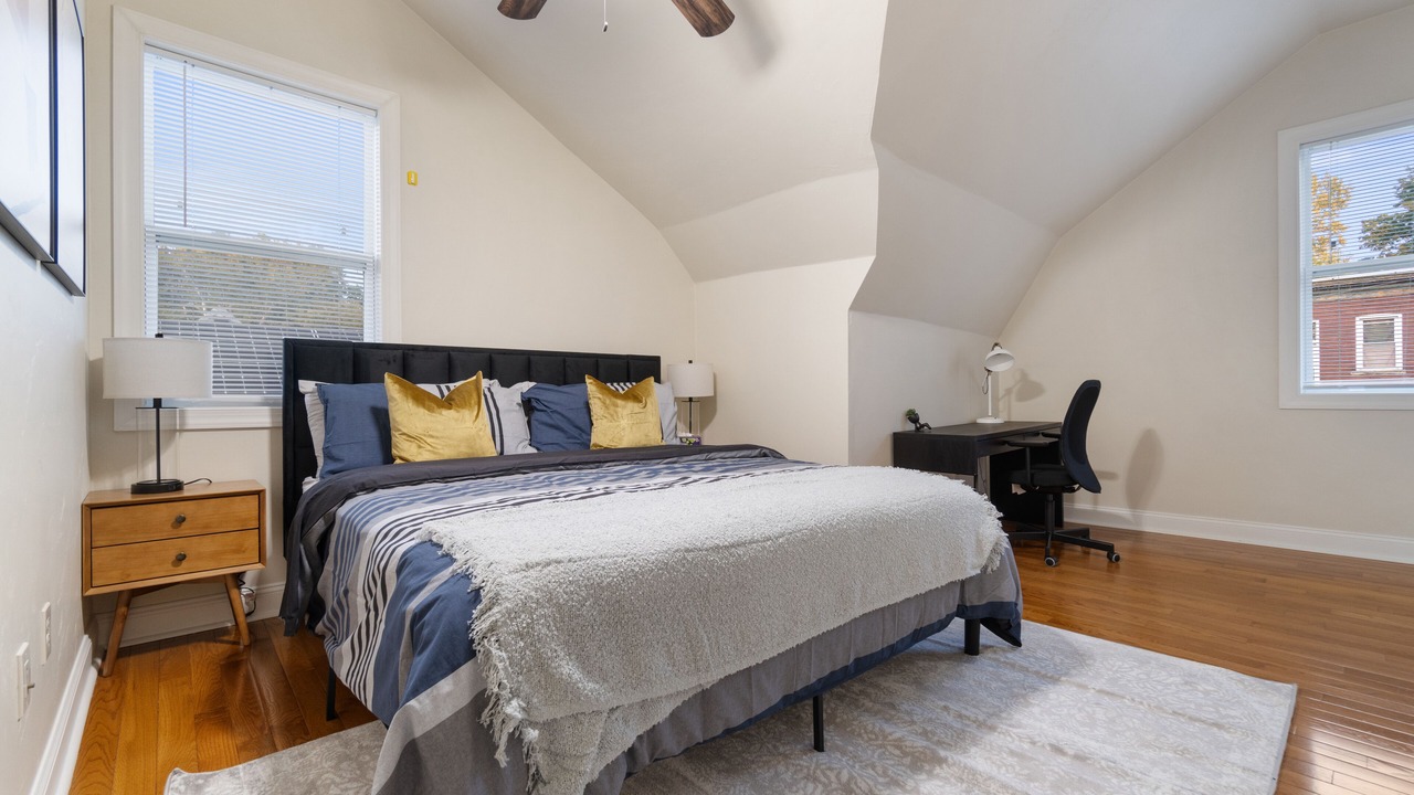 Photo of Bedroom in Point Breeze