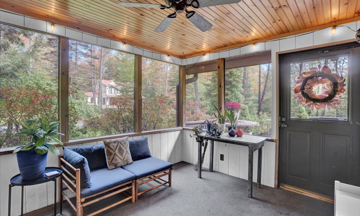 Photo of Livingroom in Gouldsboro