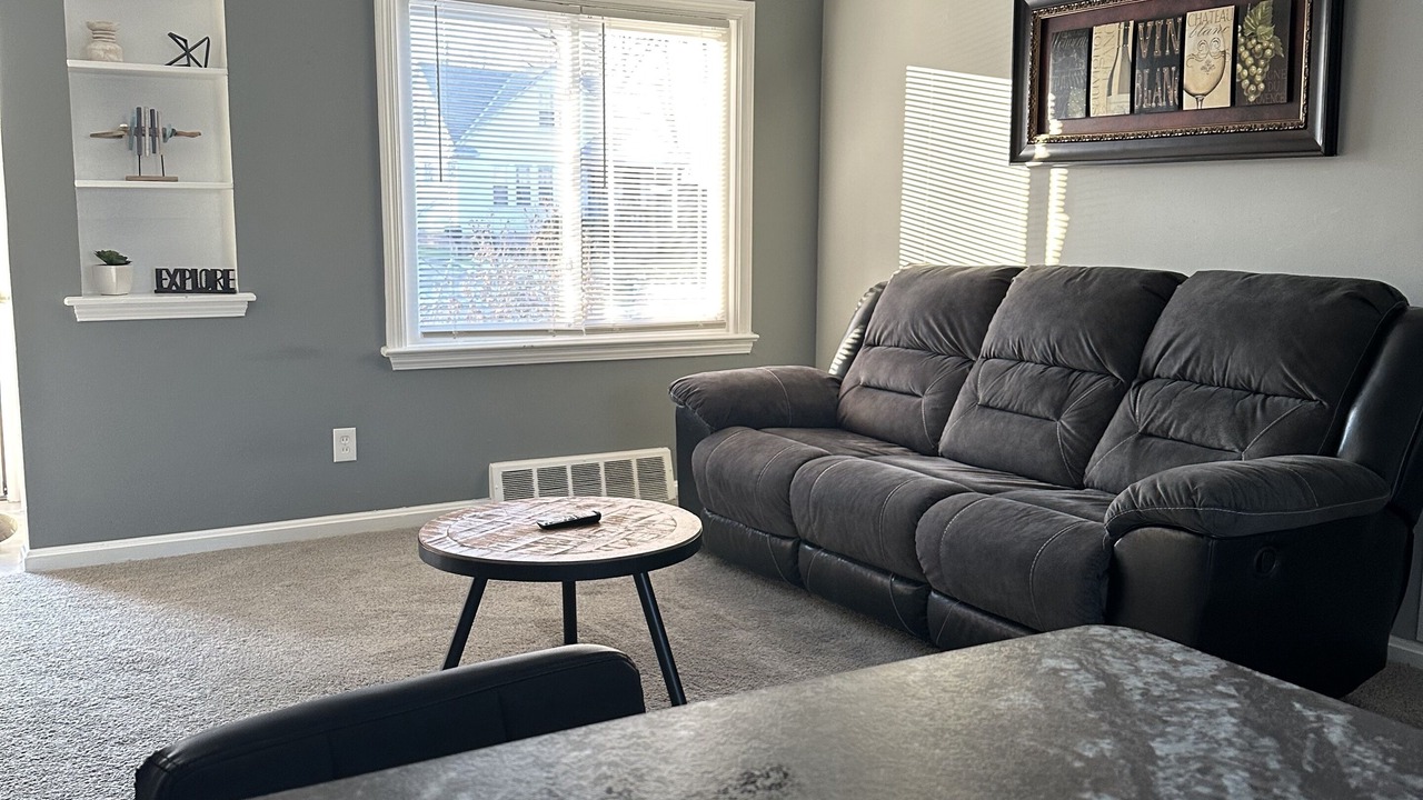 Photo of Livingroom in Mayfield Heights