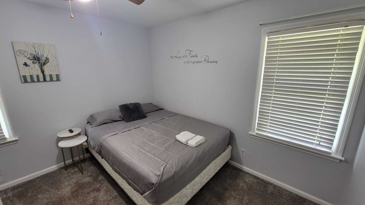 Photo of Bedroom in Lawrenceville