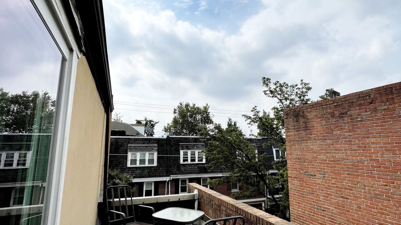 Photo of Outdoor in Washington Square West