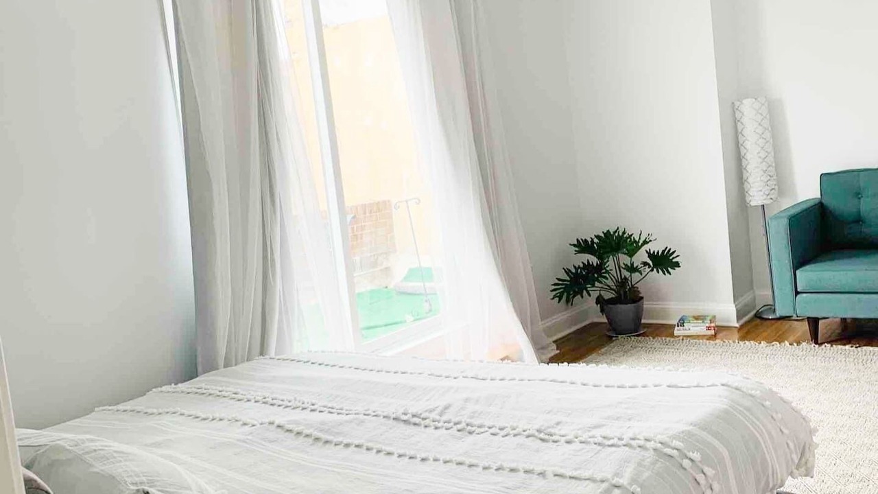 Photo of Bedroom in Washington Square West