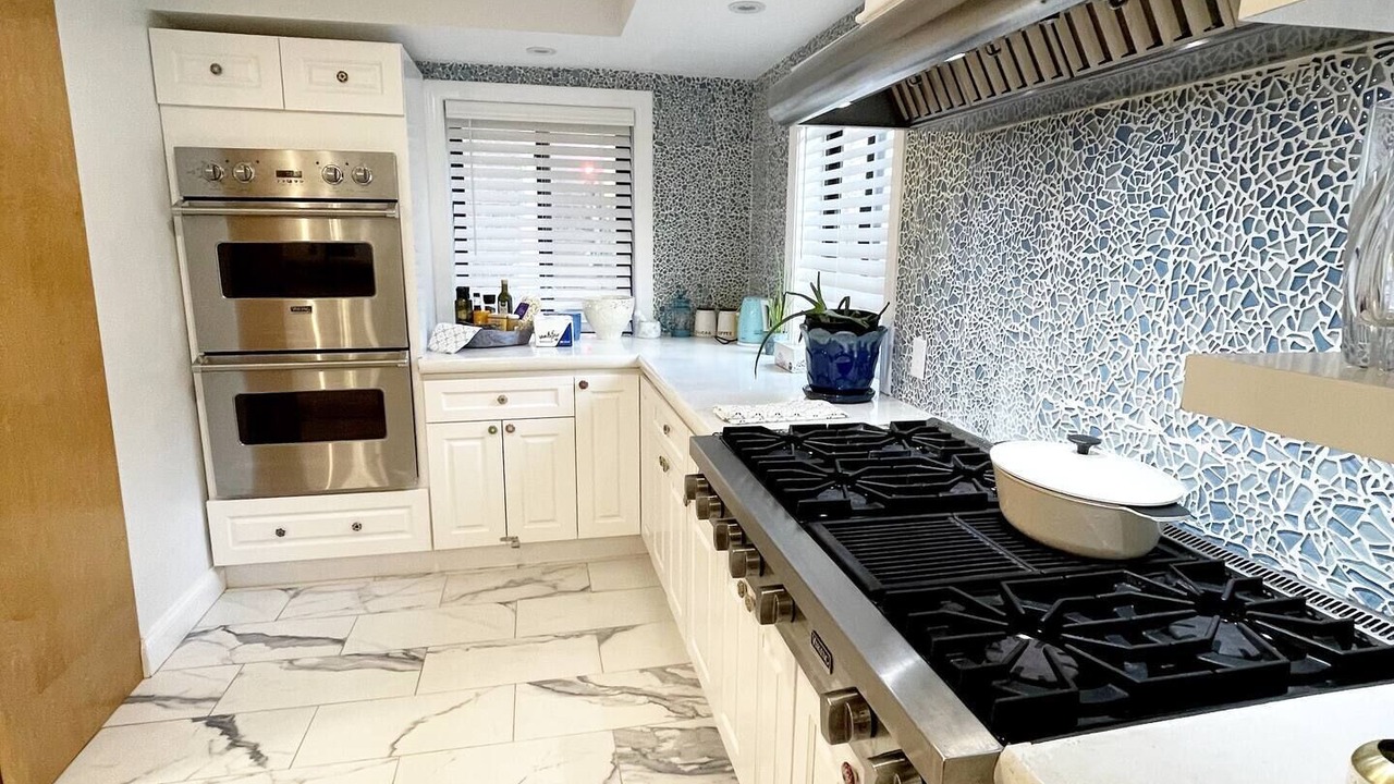 Photo of Kitchen in Washington Square West