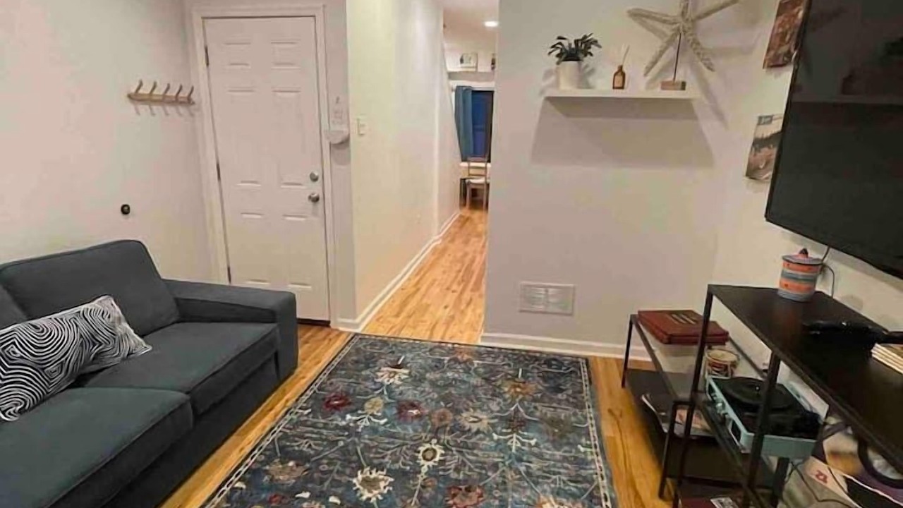 Photo of Livingroom in Olde Kensington