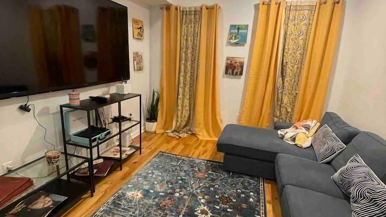 Photo of Livingroom in Olde Kensington