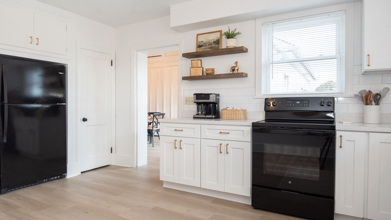 Photo of Kitchen in Bird In Hand