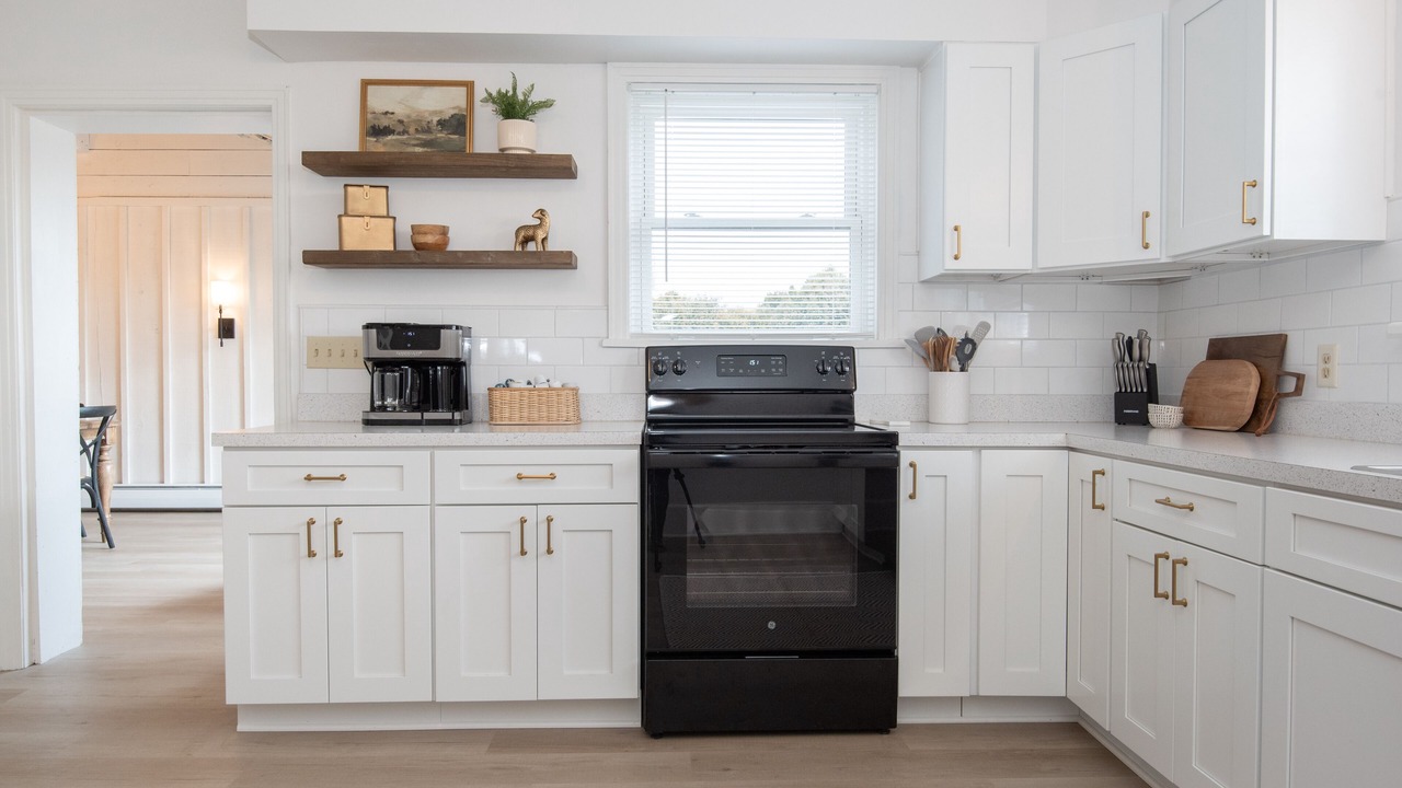Photo of Kitchen in Bird In Hand