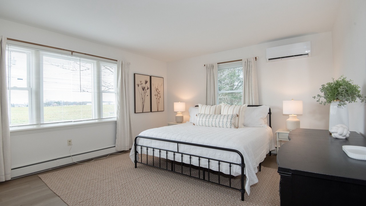 Photo of Bedroom in Bird In Hand