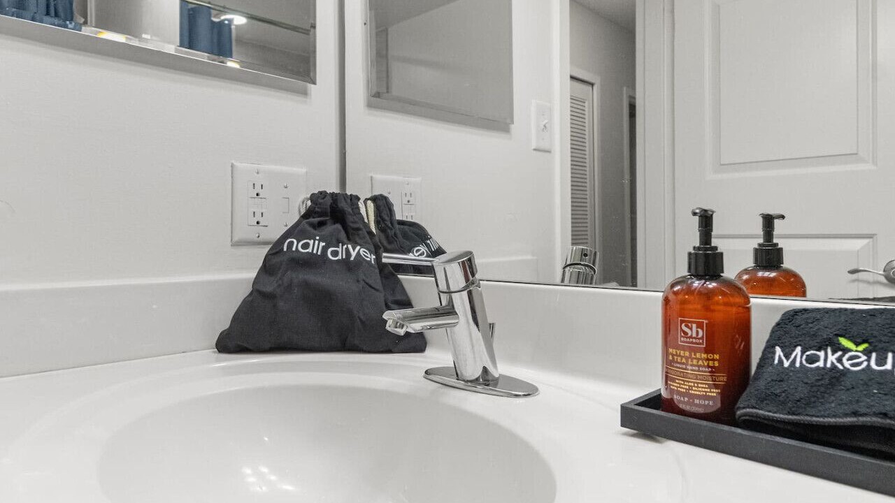 Photo of Bathroom in Crystal City